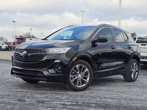 Used 2023 Buick Encore GX Select w/ Sport Touring Package image 2