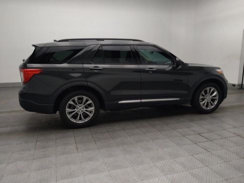 Used 2022 Ford Explorer XLT w/ Equipment Group 202A RWD image 10