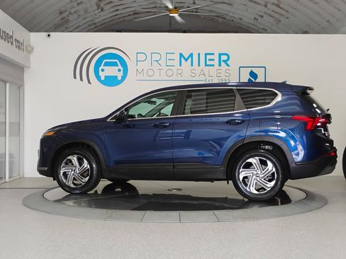 Used 2021 Hyundai Santa Fe SE w/ Cargo Package FWD image 3