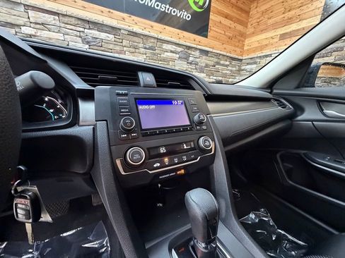 Used 2020 Honda Civic LX image 18