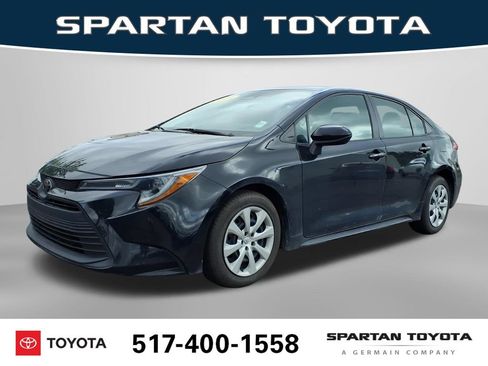 Used 2024 Toyota Corolla LE FWD image 1