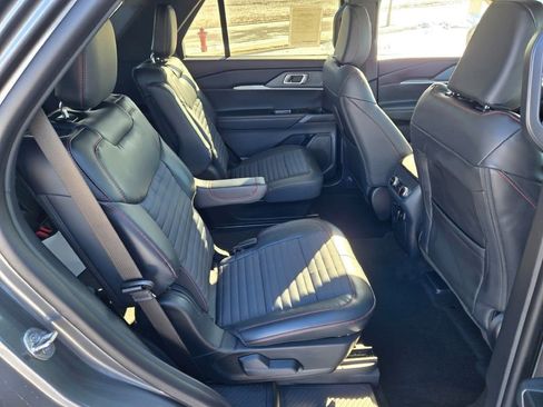 New 2026 Ford Explorer ST-Line image 9