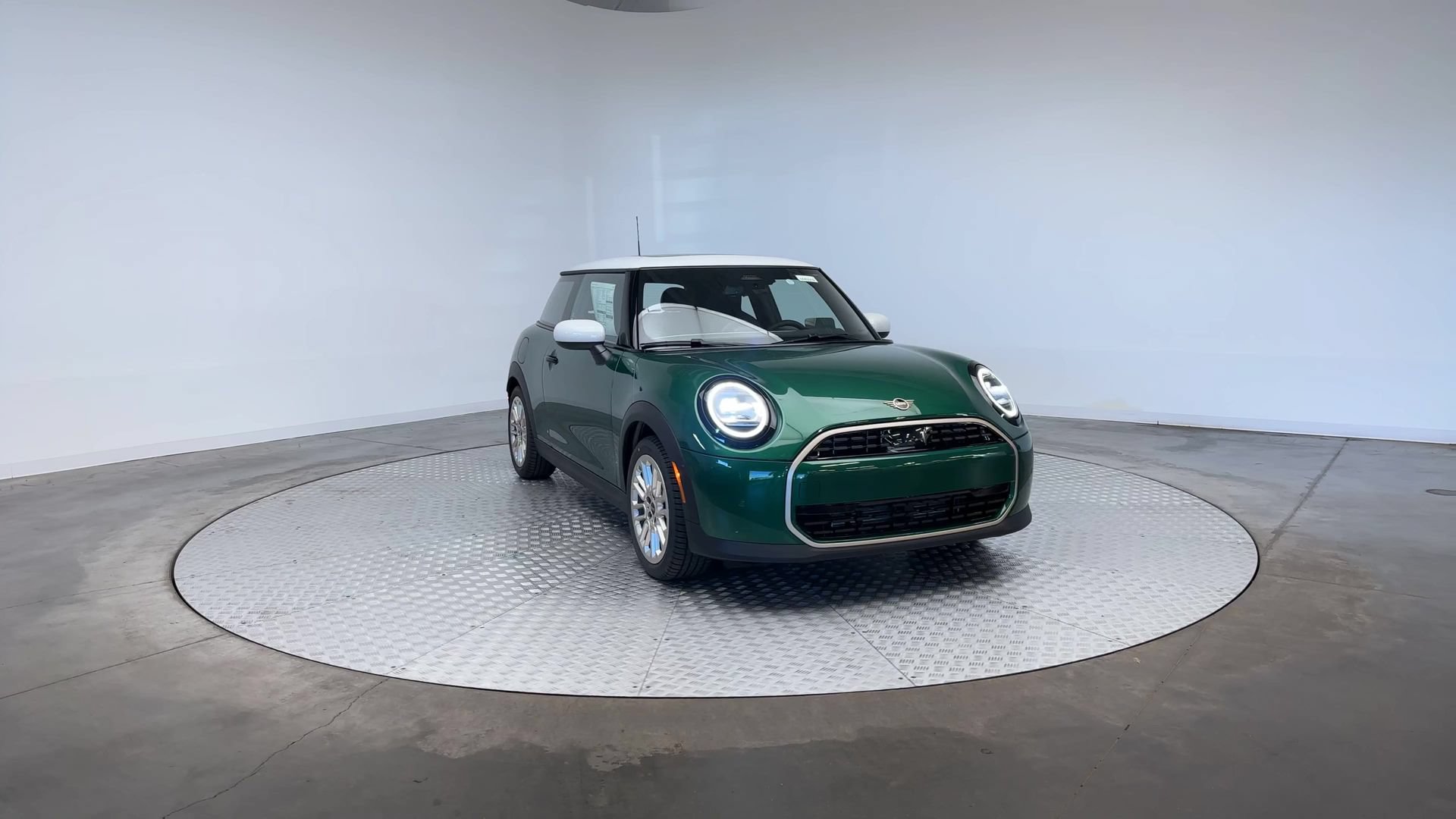 Certified 2026 MINI Cooper 2-Door Hardtop FWD image 5