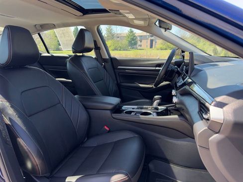 Used 2024 Nissan Altima 2.0 SR image 31