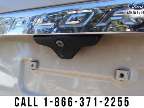Used 2018 Ford Explorer XLT w/ Equipment Group 202A AWD/4WD image 6
