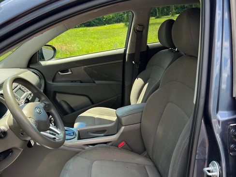 Used 2011 Kia Sportage LX w/ Convenience Pkg image 13