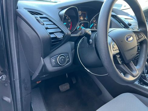 Used 2018 Ford Escape SE FWD image 14