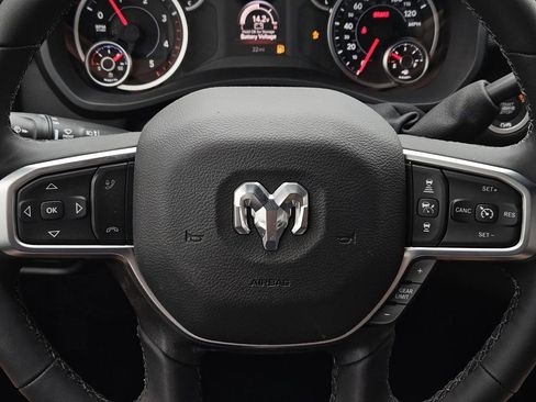 New 2026 RAM 2500 Big Horn AWD/4WD image 21