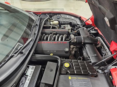 Used 1997 Chevrolet Corvette Coupe w/ Memory Pkg image 14