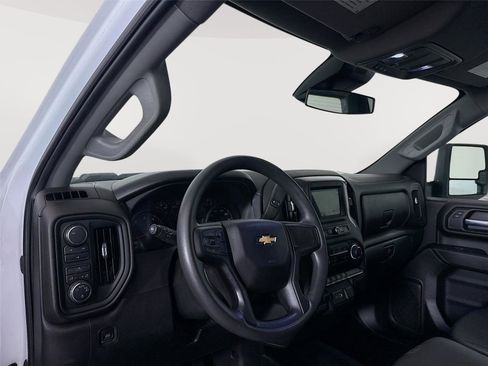 Used 2024 Chevrolet Silverado 3500 W/T image 7
