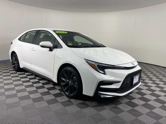 Used 2026 Toyota Corolla SE w/ SE Package FWD video 1