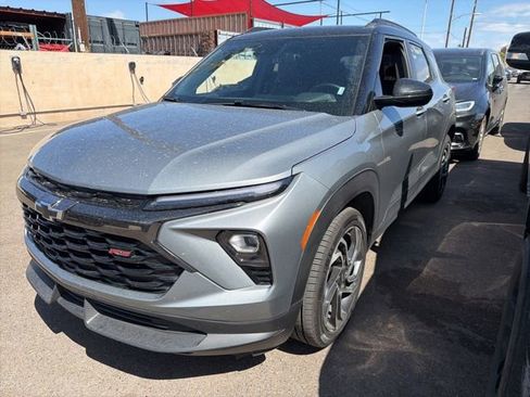 Used 2024 Chevrolet TrailBlazer RS FWD image 6