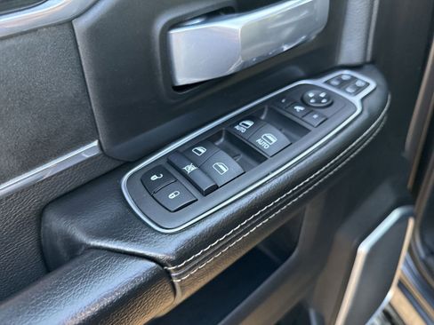 Used 2024 RAM 2500 Laramie w/ Night Edition image 14