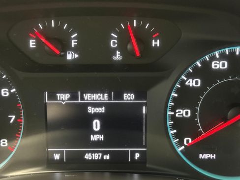 Used 2022 Chevrolet Malibu LT FWD image 13