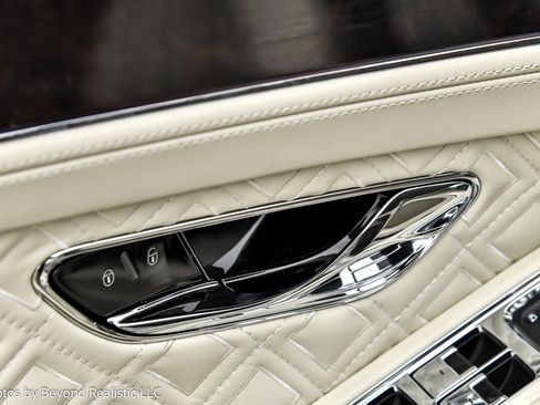 Used 2020 Bentley Continental GT image 23