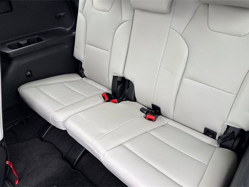 New 2025 Kia Telluride S image 17