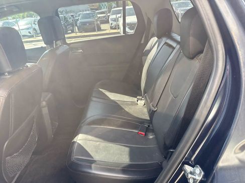 Used 2017 GMC Terrain SLT AWD/4WD image 19