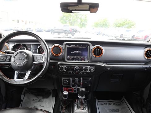 Used 2021 Jeep Gladiator Mojave AWD/4WD image 14