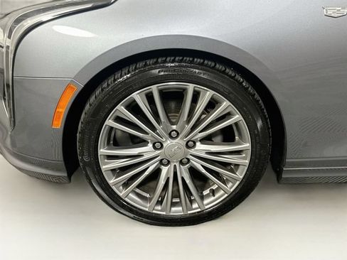 Used 2020 Cadillac CT4 Premium Luxury RWD image 36