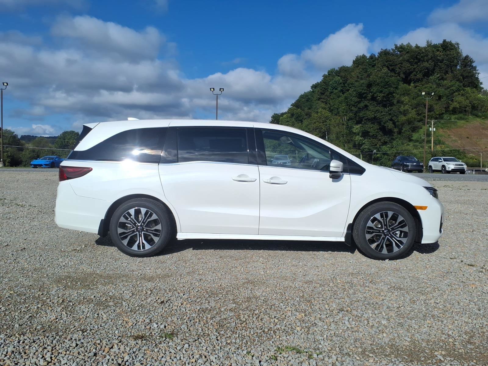 New 2026 Honda Odyssey Elite image 4