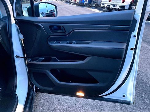 Used 2025 Honda Odyssey EX-L image 24