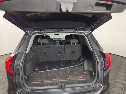 Used 2020 GMC Terrain SLE w/ Driver Convenience Package image 32