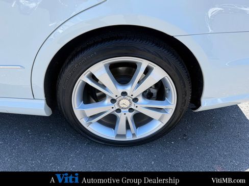 Used 2012 Mercedes-Benz E 350 4MATIC Sedan image 13