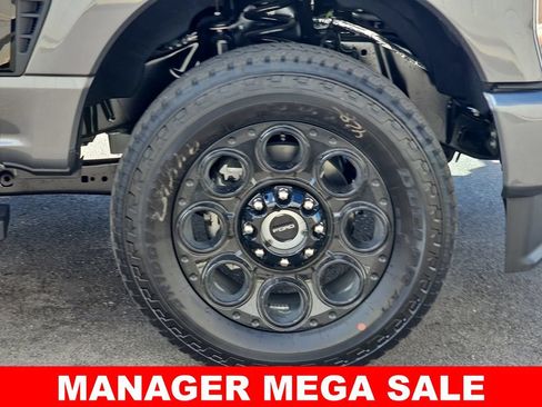 New 2026 Ford F250 Lariat w/ Black Appearance Package AWD/4WD image 39