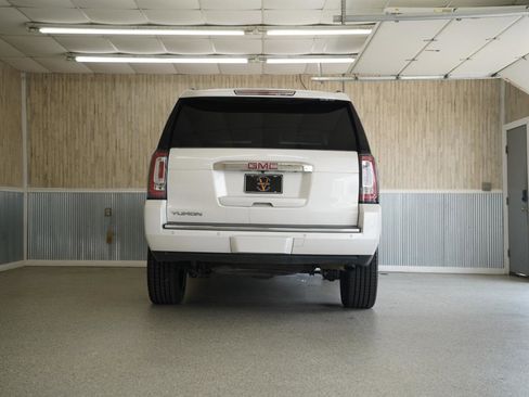 Used 2020 GMC Yukon Denali w/ Open Road Package AWD/4WD image 8