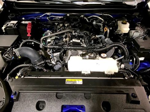 Used 2024 Toyota Tacoma TRD Off-Road image 31