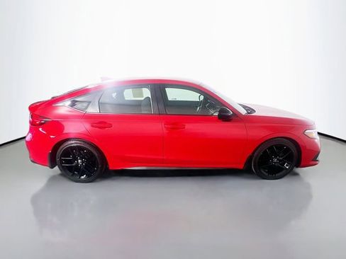 Used 2024 Honda Civic Sport image 9