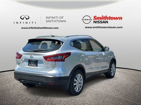 Used 2020 Nissan Rogue Sport SV AWD/4WD image 5