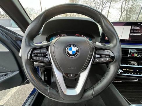 Used 2022 BMW 530i xDrive w/ Convenience Package AWD/4WD image 46