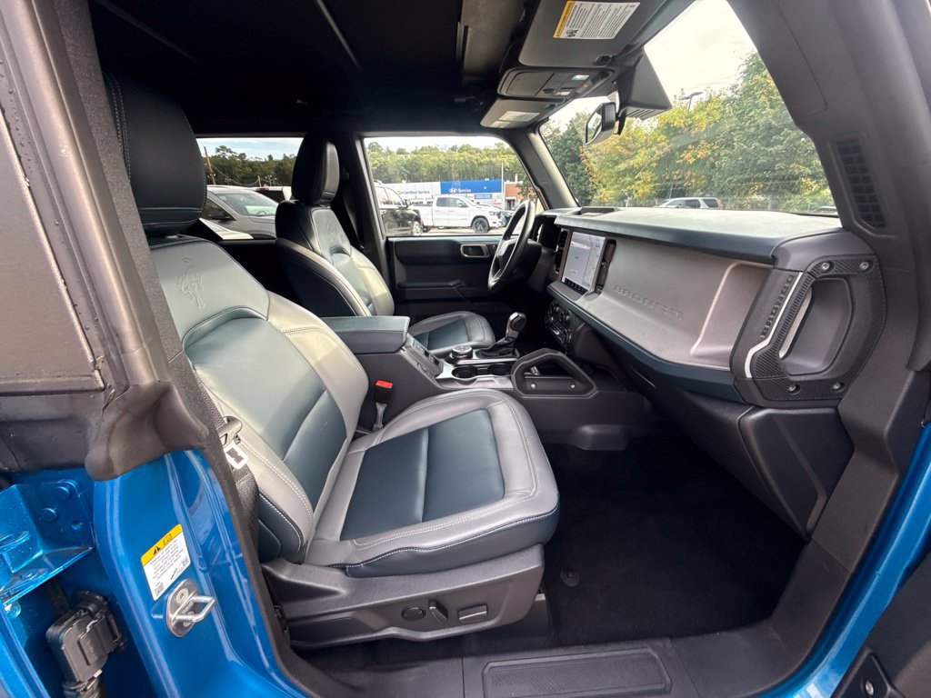 Used 2024 Ford Bronco Outer Banks AWD/4WD image 17