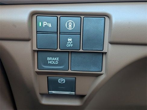 Certified 2025 Acura RDX w/ Technology Package image 29