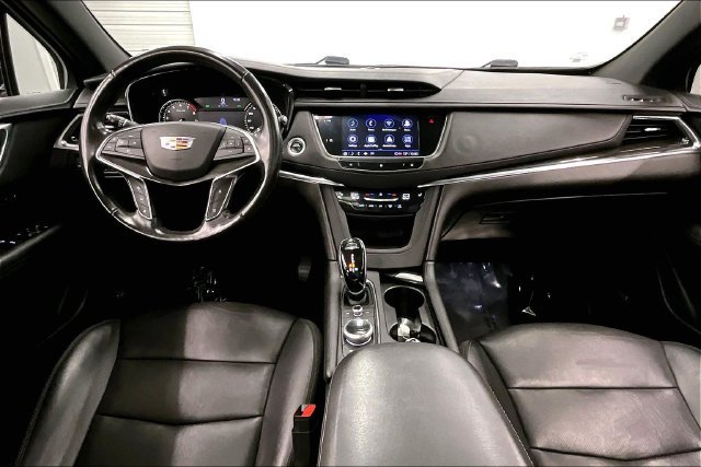 Used 2021 Cadillac XT5 Premium Luxury FWD image 18