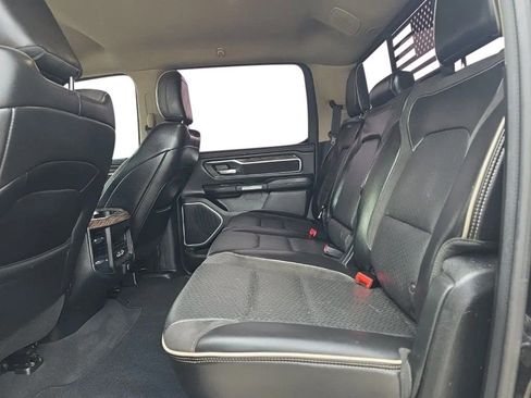 Used 2019 RAM 1500 Laramie AWD/4WD image 16