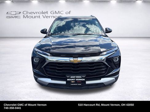 Used 2025 Chevrolet TrailBlazer LT AWD/4WD image 9