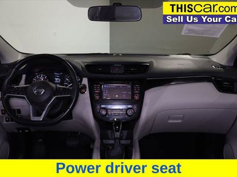 Used 2017 Nissan Rogue Sport SL FWD image 16