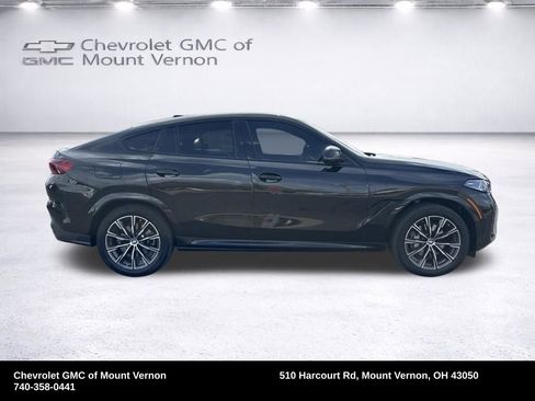 Used 2024 BMW X6 xDrive40i w/ Premium Package image 8