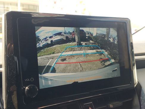 Used 2024 Toyota Corolla SE image 27