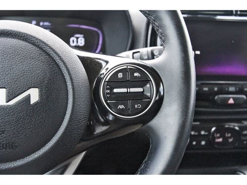 Used 2024 Kia Soul EX FWD image 23