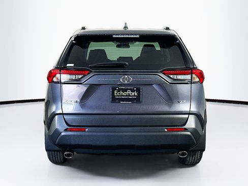 Used 2025 Toyota RAV4 XLE w/ Convenience Package image 7