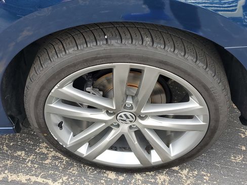 Used 2018 Volkswagen Passat 2.0T S image 7