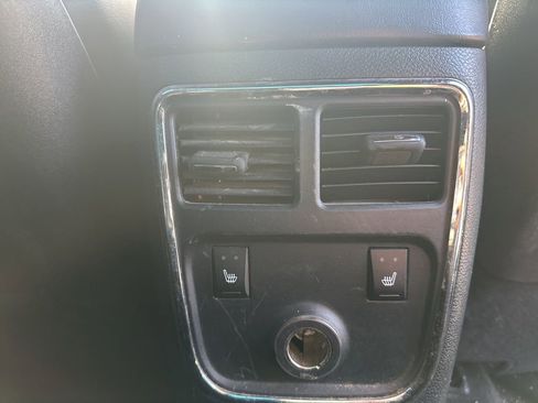 Used 2012 Dodge Charger SXT Plus image 18