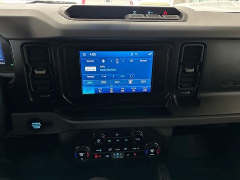 Certified 2023 Ford Bronco Big Bend image 32