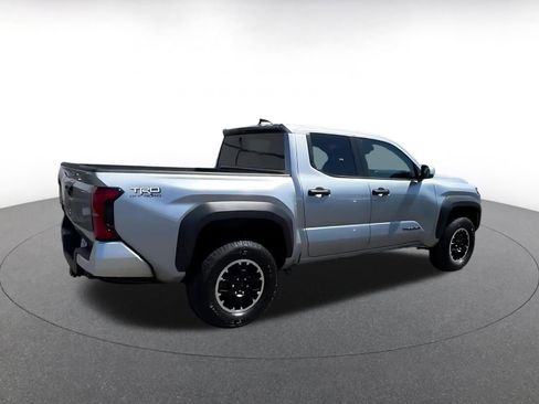 Used 2025 Toyota Tacoma TRD Off-Road image 13