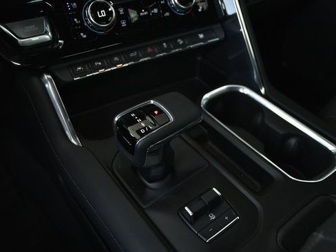 Used 2024 GMC Sierra 1500 Denali w/ Technology Package image 35