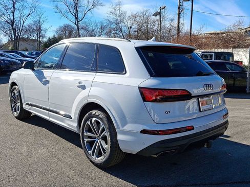 New 2026 Audi Q7 Premium image 12