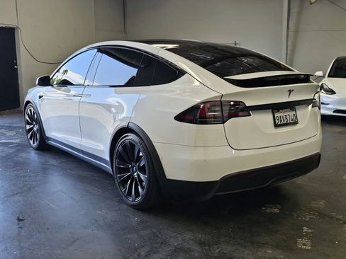Used 2022 Tesla Model X AWD/4WD image 2